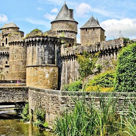 Appartement Avec Vue Fougères 外观 照片